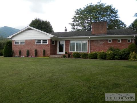 237 Valley Dr, Jefferson, NC 28640 photo 1