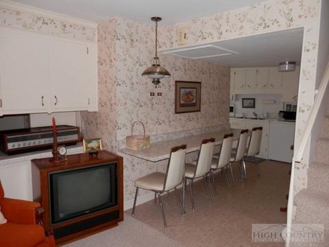 237 Valley Dr, Jefferson, NC 28640 photo 23