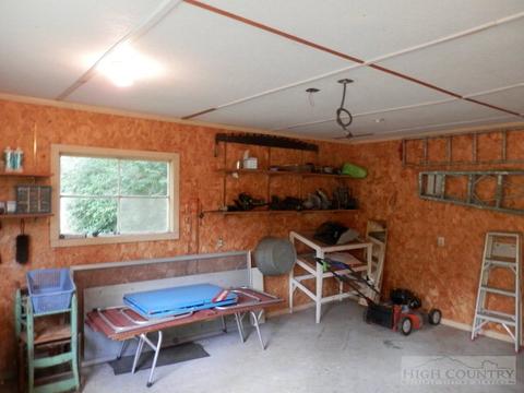 237 Valley Dr, Jefferson, NC 28640 photo 33