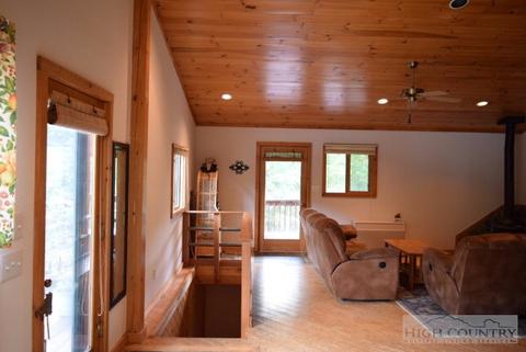 308 Pine Hill Rd, Boone, NC 28607 photo 4
