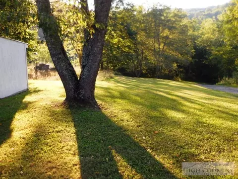 242 Ladd Parsons Rd, Crumpler, NC 28617 photo 4