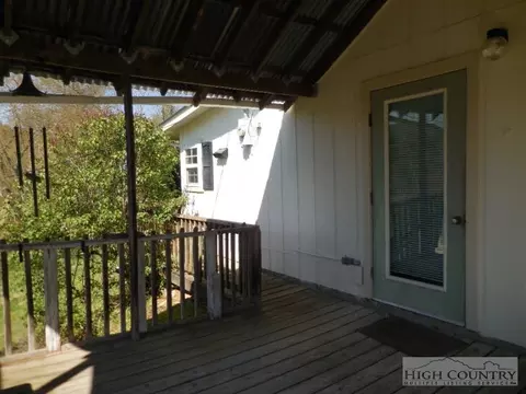 242 Ladd Parsons Rd, Crumpler, NC 28617 photo 6