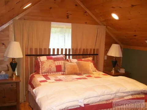 334 Mount Paron Rd, Deep Gap, NC 28618 photo 11