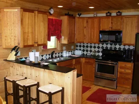 334 Mount Paron Rd, Deep Gap, NC 28618 photo 29