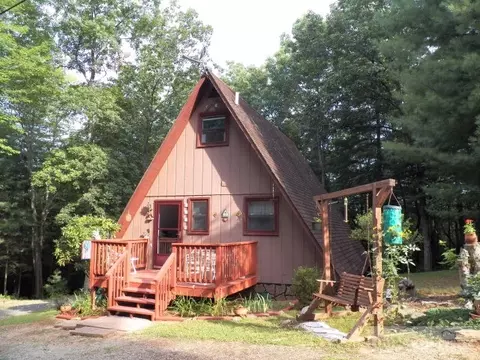 482 Four Coves Trl, Crumpler, NC 28617 photo 2