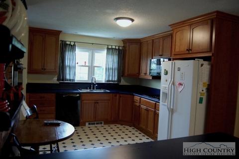 393 Harrison Rd, Boone, NC 28607 photo 27