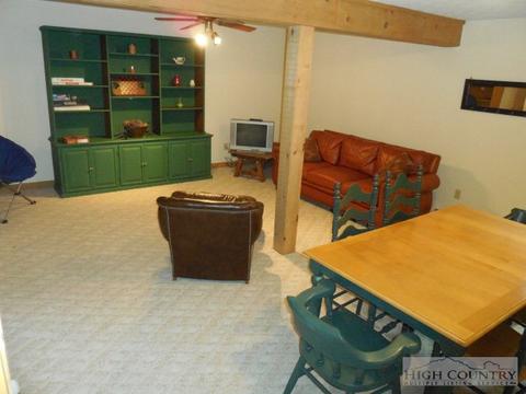 205 Hawks Lake Dr, Seven Devils, NC 28604 photo 8