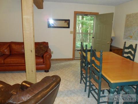 205 Hawks Lake Dr, Seven Devils, NC 28604 photo 11