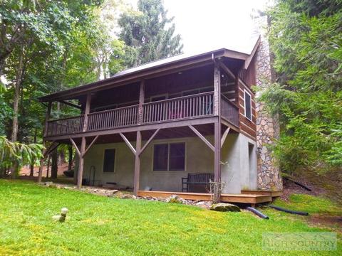 205 Hawks Lake Dr, Seven Devils, NC 28604 photo 31