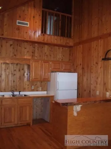 143 Daisy Dr, Todd, NC 28684 photo 3