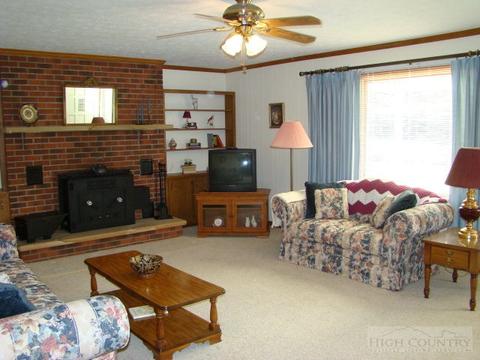 1924 Laurel Fork Rd, Vilas, NC 28692 photo 7
