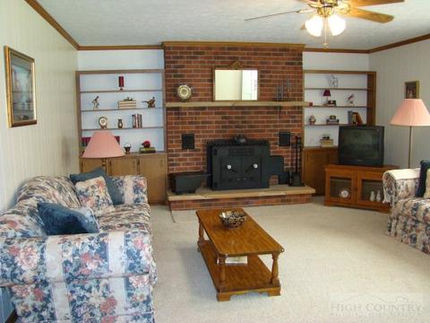 1924 Laurel Fork Rd, Vilas, NC 28692 photo 8