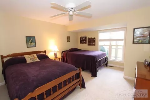 355 High Peak Dr, Boone, NC 28607 photo 4