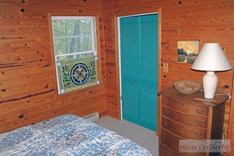 128 Trout Lk, Deep Gap, NC 28618 photo 7