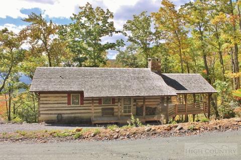 284 Tomahawk Dr, Todd, NC 28684 photo 1