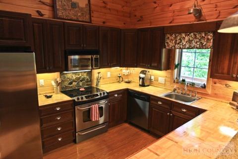 149 Marc, Boone, NC 28607 photo 11