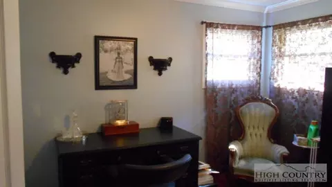 176 Villa Dr, Vilas, NC 28692 photo 15