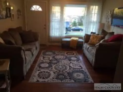 176 Villa Dr, Vilas, NC 28692 photo 6
