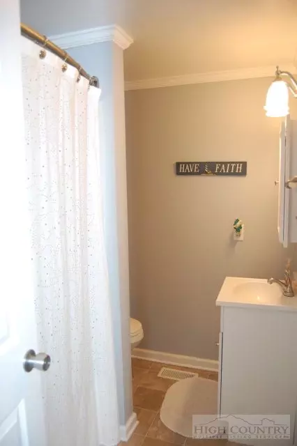 381 Smith Dixon Rd, Crumpler, NC 28617 photo 7