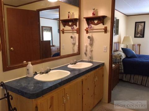 128 Hemlock Edge, Boone, NC 28607 photo 5