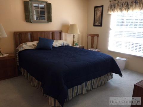 128 Hemlock Edge, Boone, NC 28607 photo 4