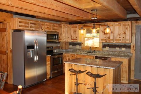 724 Stonebridge Ln, Todd, NC 28684 photo 13