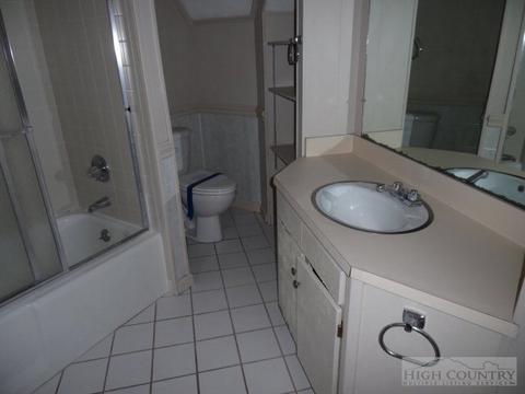129 Laurel, Boone, NC 28607 photo 15