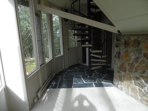 129 Laurel, Boone, NC 28607 photo 2