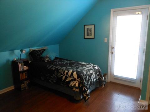 104 Jenwil Dr, Deep Gap, NC 28618 photo 10