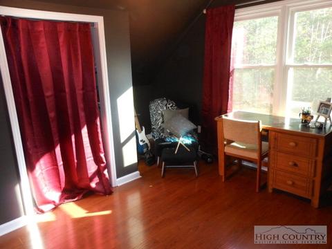 104 Jenwil Dr, Deep Gap, NC 28618 photo 7