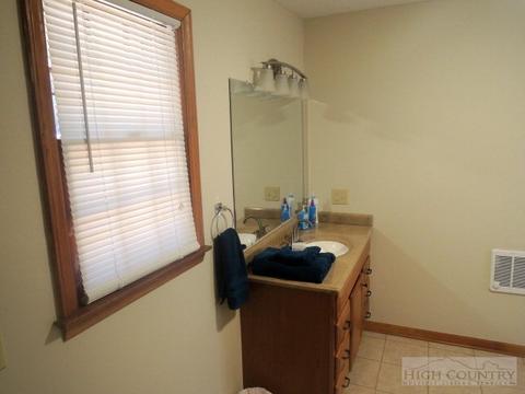103 Tarleton Cir, Boone, NC 28607 photo 5