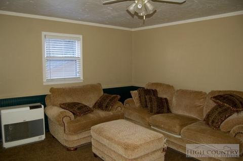 1205 Jerd Branch Rd, Lansing, NC 28643 photo 8