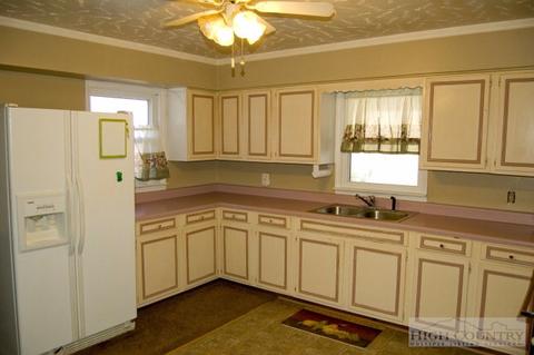 1205 Jerd Branch Rd, Lansing, NC 28643 photo 6