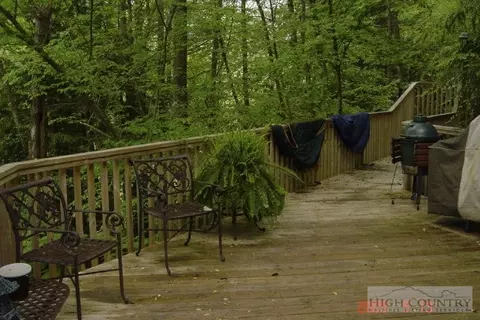 775 Meadow Rd, Ferguson, NC 28624 photo 19