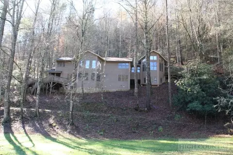 775 Meadow Rd, Ferguson, NC 28624 photo 1
