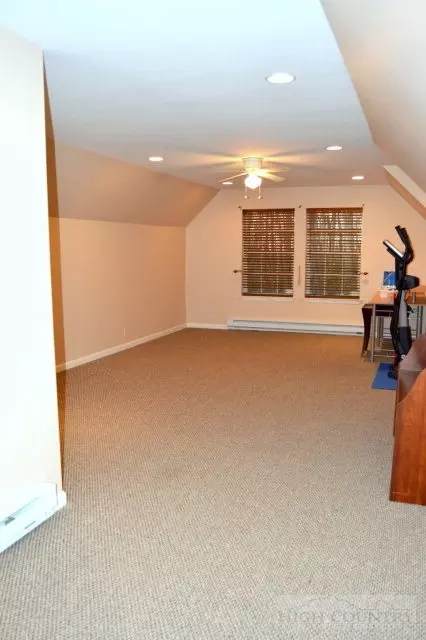 106 Oak Rd, Beech Mountain, NC 28604 photo 17
