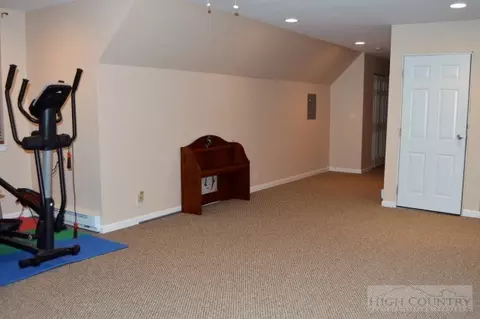 106 Oak Rd, Beech Mountain, NC 28604 photo 18
