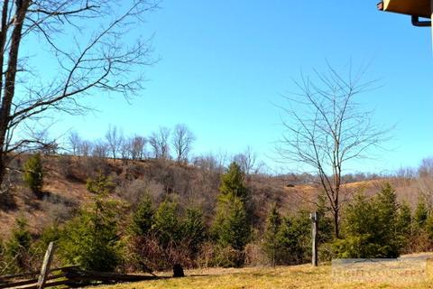 825 Bear Run Rd, Lansing, NC 28643 photo 7