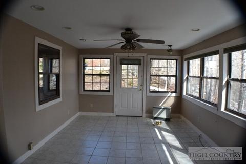 825 Bear Run Rd, Lansing, NC 28643 photo 16