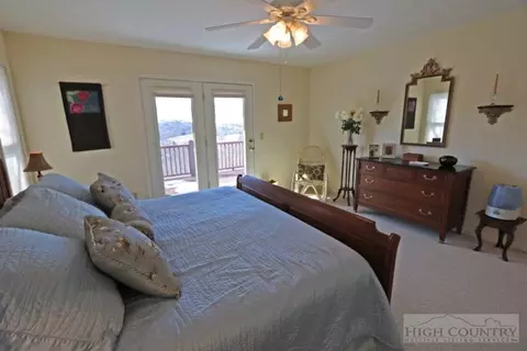 110 Regency Ln, Boone, NC 28607 photo 11