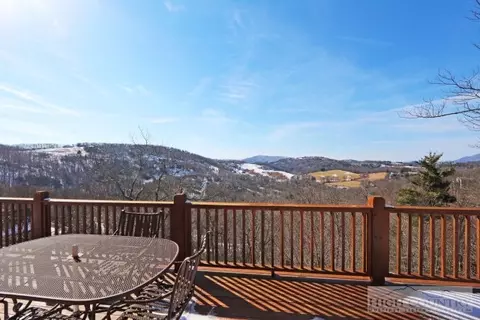 110 Regency Ln, Boone, NC 28607 photo 4