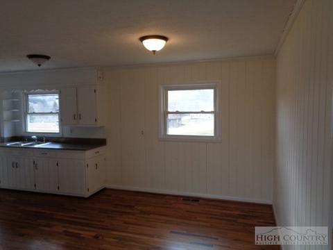 105 Main, Jefferson, NC 28640 photo 14