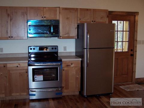 121 Hickory Knob, Deep Gap, NC 28618 photo 17