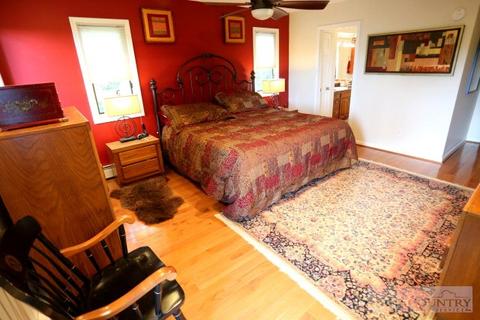843 Forestridge Dr, Boone, NC 28607 photo 8