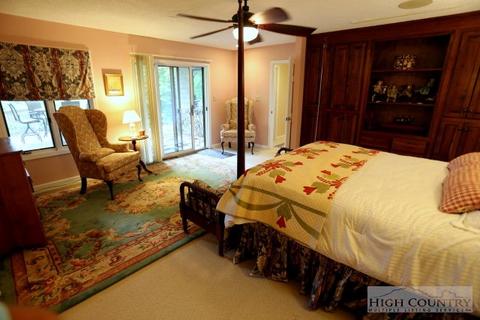 843 Forestridge Dr, Boone, NC 28607 photo 14