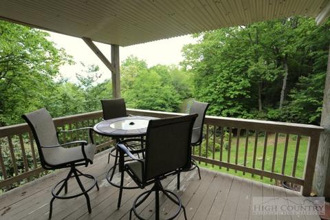 843 Forestridge Dr, Boone, NC 28607 photo 16