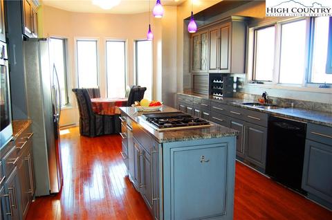 135 Sunset Strip, Beech Mountain, NC 28604 photo 3