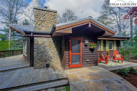 168 Hamilton, Boone, NC 28607 photo 2
