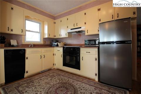 746 Stadium Dr, Boone, NC 28607 photo 14