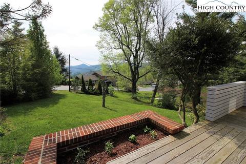 746 Stadium Dr, Boone, NC 28607 photo 5